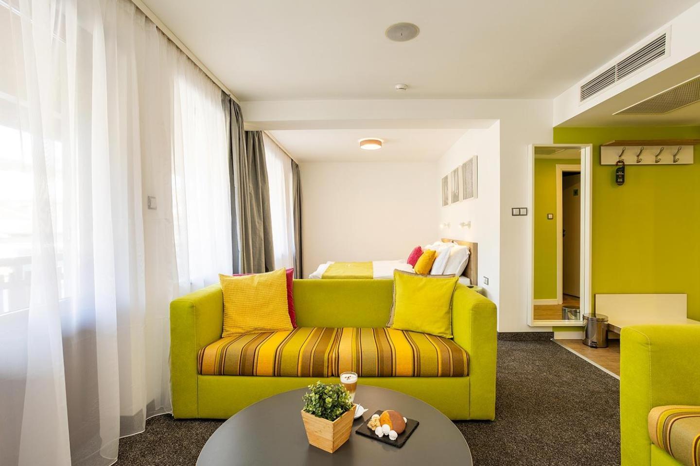 Hotel Compliment Tryavna Dış mekan fotoğraf